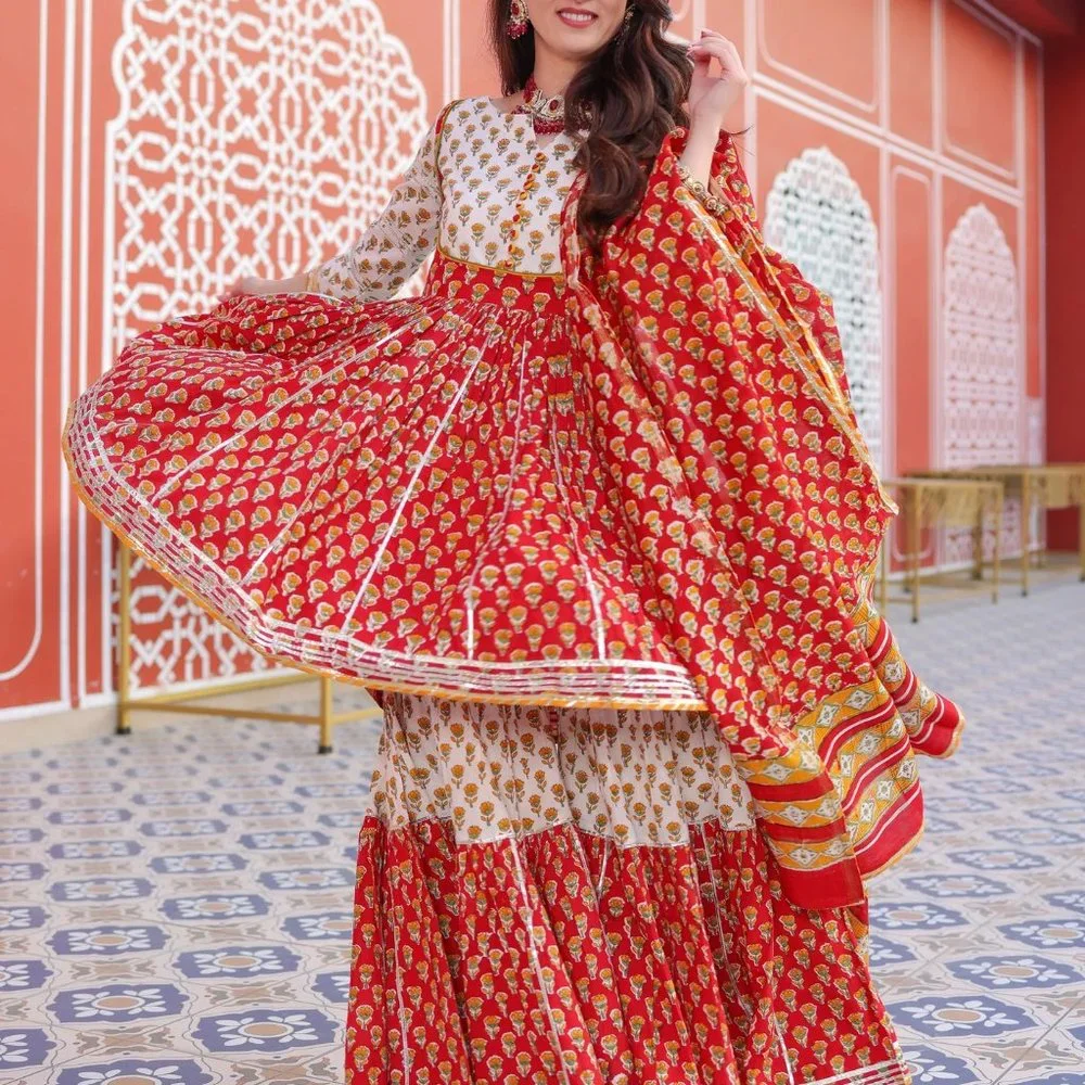 Elina Fashion Kurti Sets - Picture 4 of 5